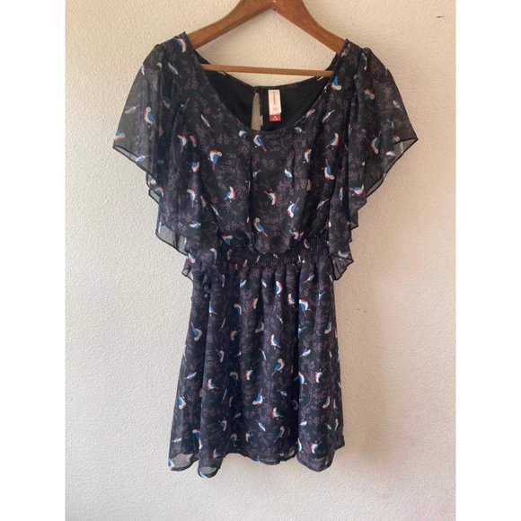 No Boundaries Flutter Sleeve Dress Sz M - Picture 2 of 5